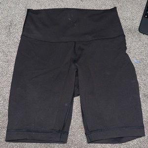 Lululemon biker shorts barely worn